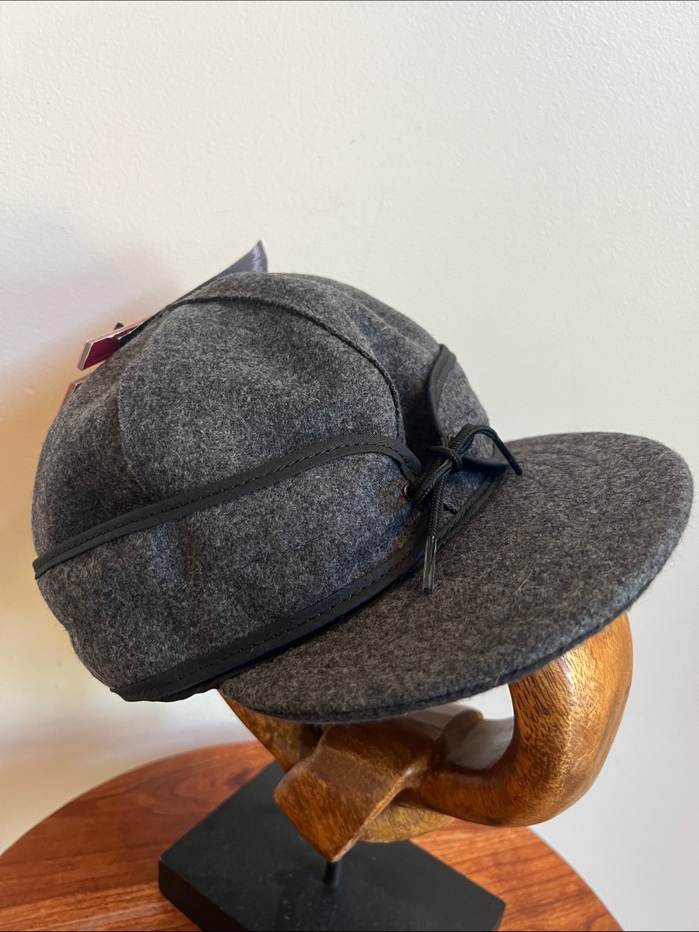 Stormy Kromer Women's Gray Wool Blend Cap with Contrast Trim